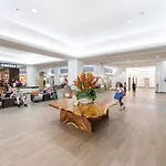 Beautiful Studio At Ala Moana 1330 Honolulu