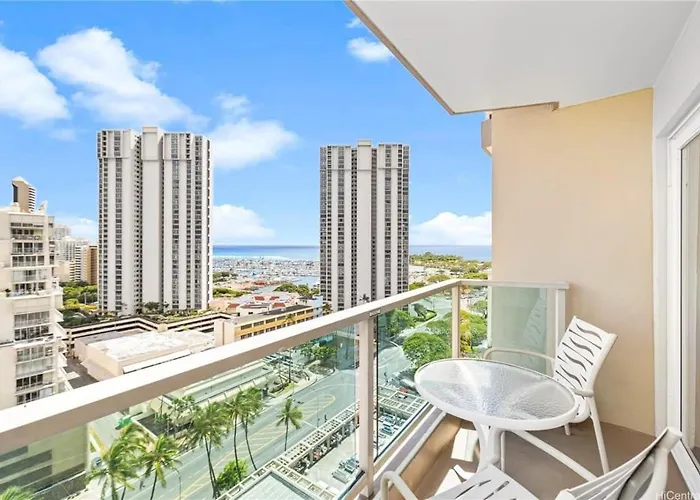 Beautiful Studio At Ala Moana 1330 Honolulu